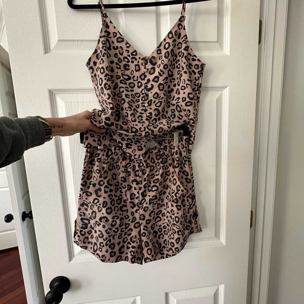 Sanctuary 2 piece Leopard Print Set size S
